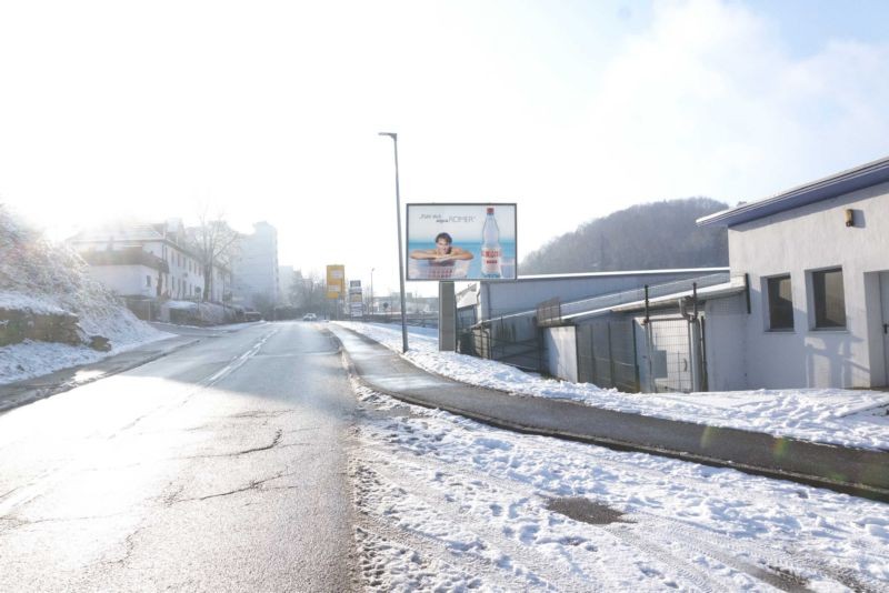 Friedrichsdorfer Landstr. 54/nh. Norma/WE rts (City-Star)