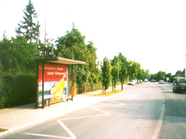 Albrecht-Dürer-Platz - Hochstr. Ri. Oberasbach WHU