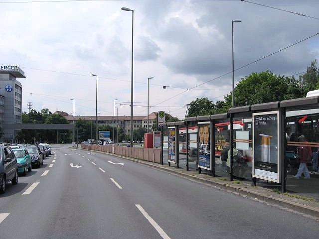Rathenauplatz/Rathenauplatz Links auswärts