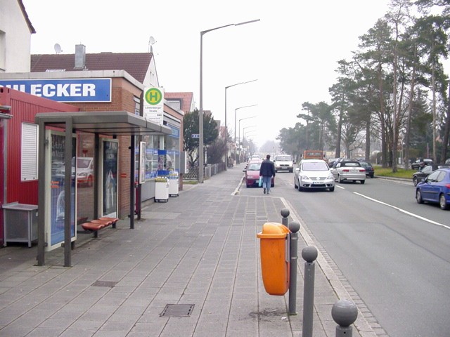 Löwenberger Str./Löwenberger Str. *