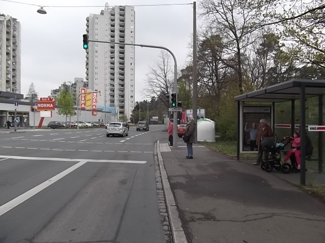 Reichelsdorfer Hauptstr./Einsteinring *