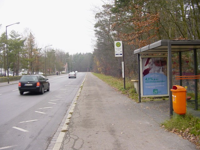 Valznerweiherstr./Sportanlage FCN *