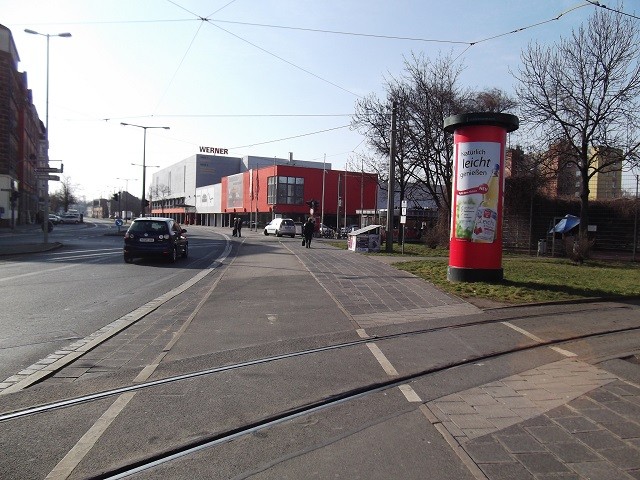 Dianastr. - Straßenbahnschleife geg. Löffelholzstr.