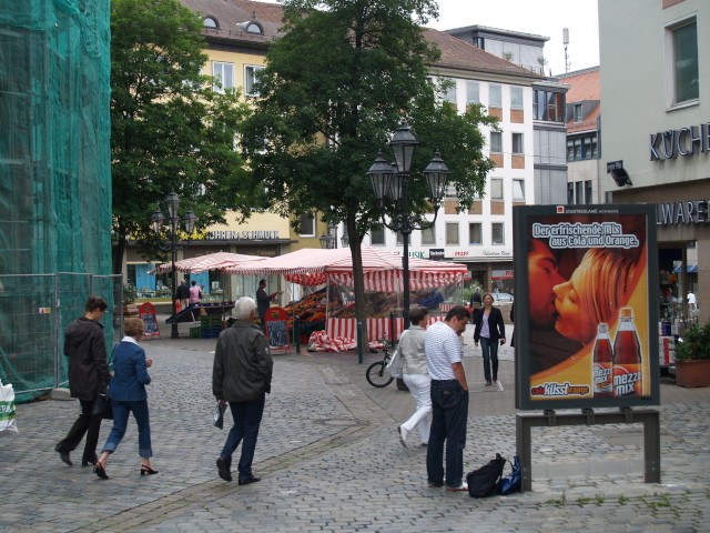 Lorenzer Platz bei Nr. 19 SW