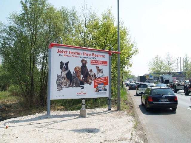 Frankenschnellweg - Mittelstreifen geg. Busbahnhof