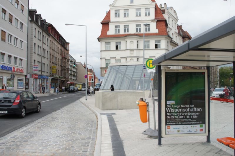 Friedrich-Ebert-Platz / Kirchenweg