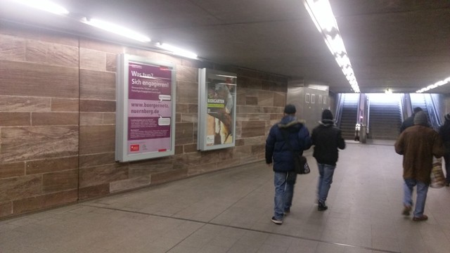 U-Bahnhof Maximilianstr. SW rechts - Ausg. Bushaltest.