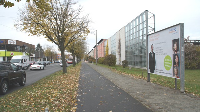 Laufamholzstr. - Hüttenbacher Str. links