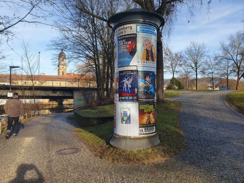 Kurfürstenring - Fußweg Hallenbad