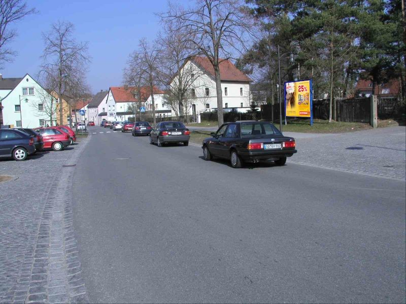 Alte Amberger Str. - vor Postamt