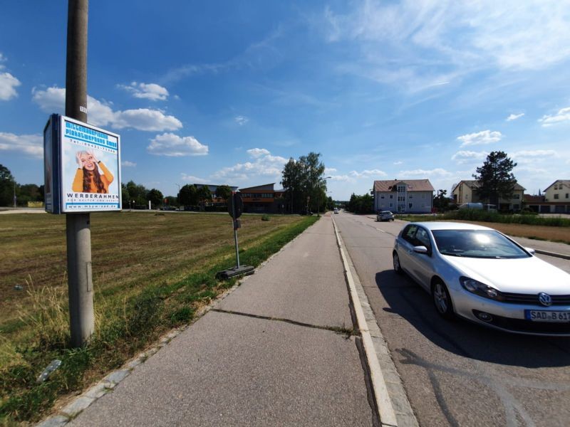 Hoher-Bogen-Str. - 3. Masten nach der Polizei STA