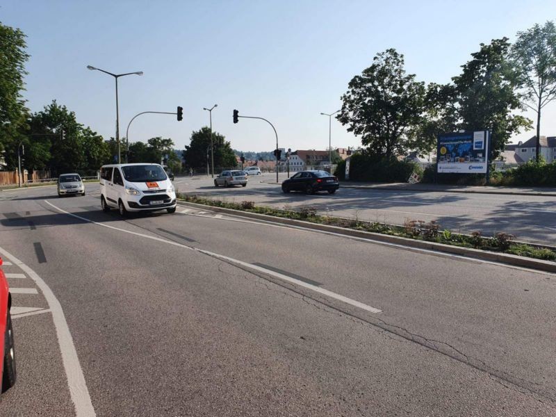 Bayerwaldstr. - Ecke Reinhausener Brücke