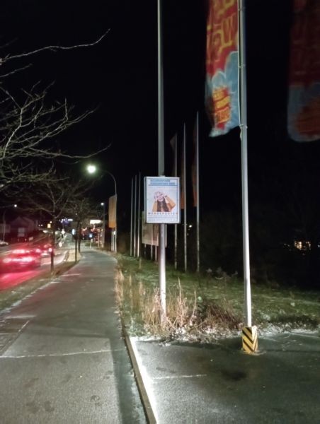 Regensburger Str. - bei Poco Einrichtungsmarkt