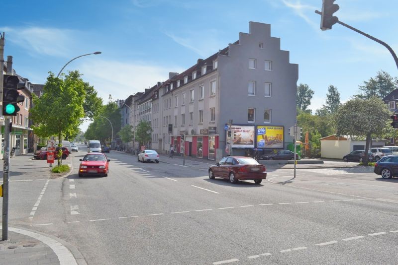 Hamburger Chaussee 111/Diesterwegstr 1