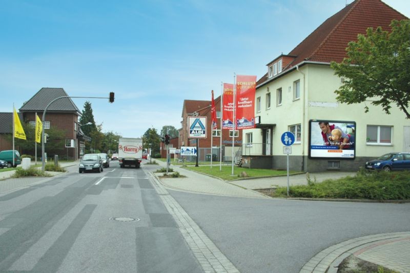 Bahnhofstr  50 (B 244)/Am Kleinbahnhof