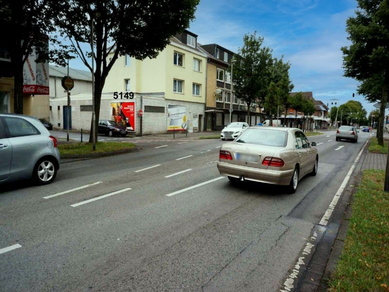 Ligusterstr/Geilenkirchener Str 395 li