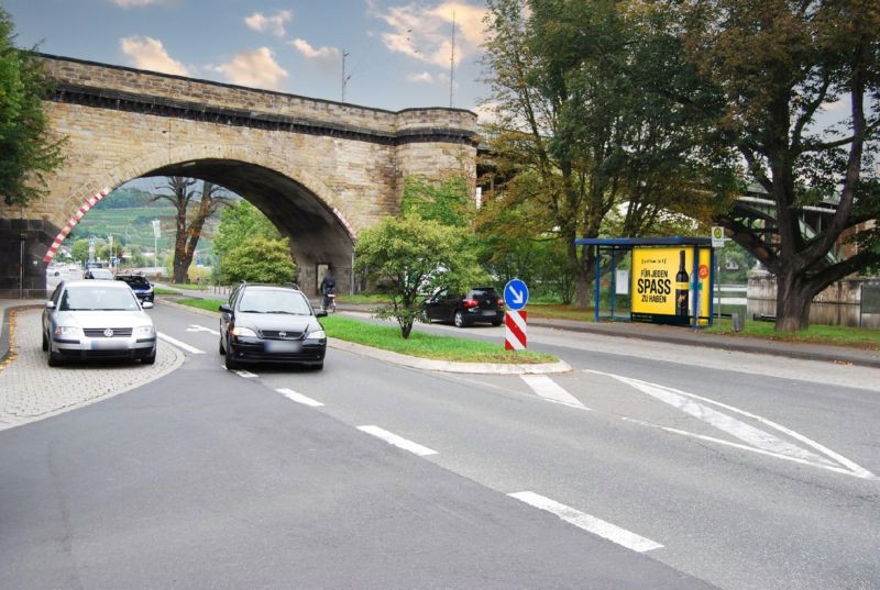 Winninger Str (B 416)/Teichstr gg /Hst Moselbrücke aw