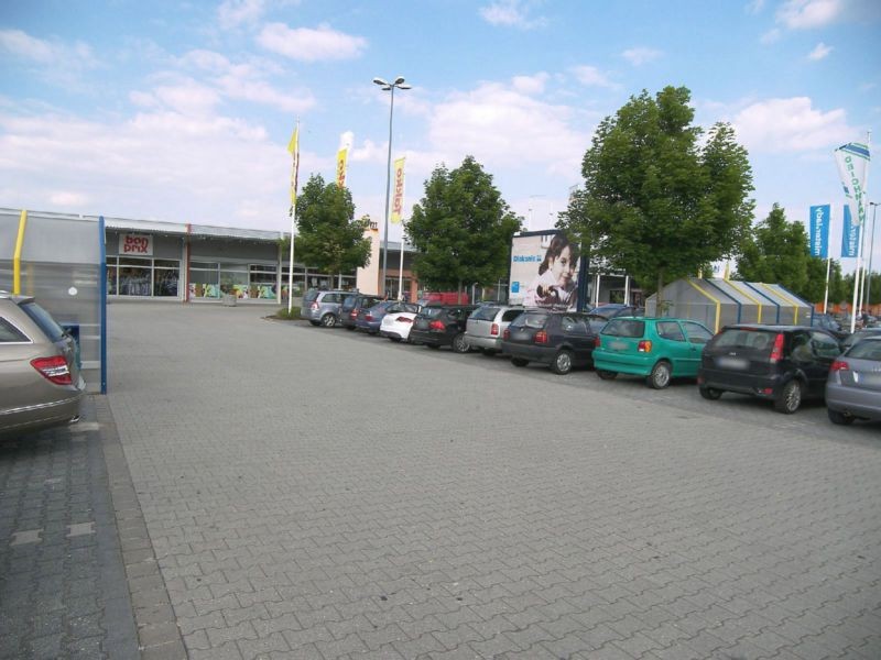 Am Südpark 5 E-center Eing.