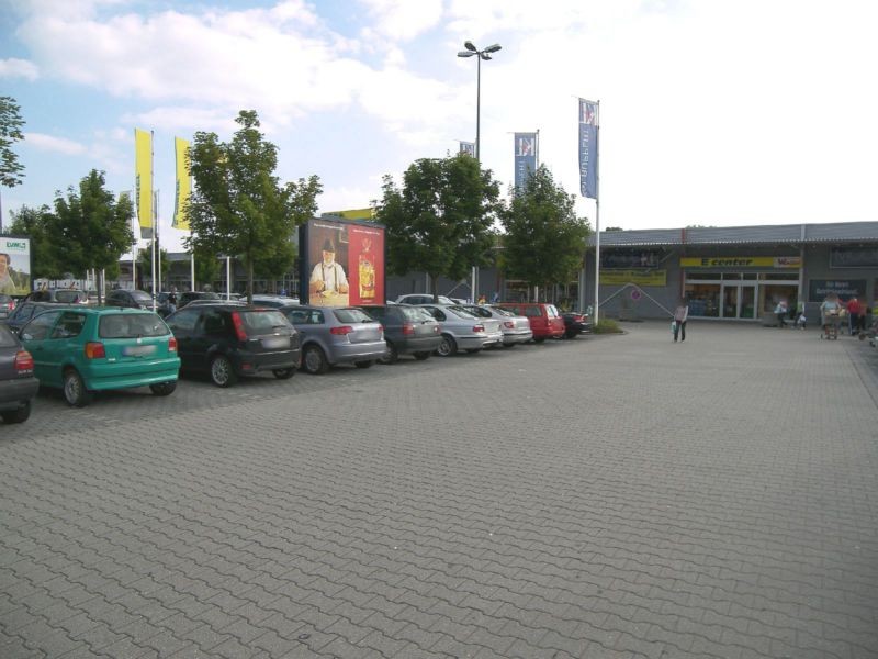 Am Südpark 5 E-center Eing.