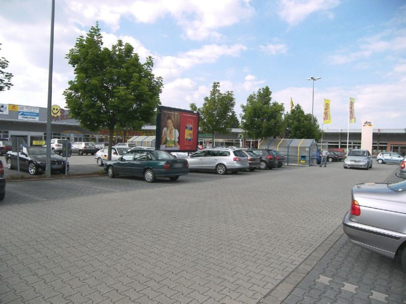 Am Südpark 5 E-center