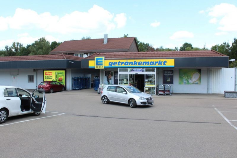 Bahnhofstr. 66 Edeka Möller Eing.