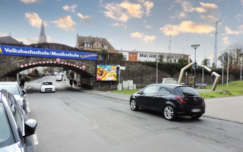 Heddesdorfer Str  33 li Ufg/Am Güterbahnhof gg