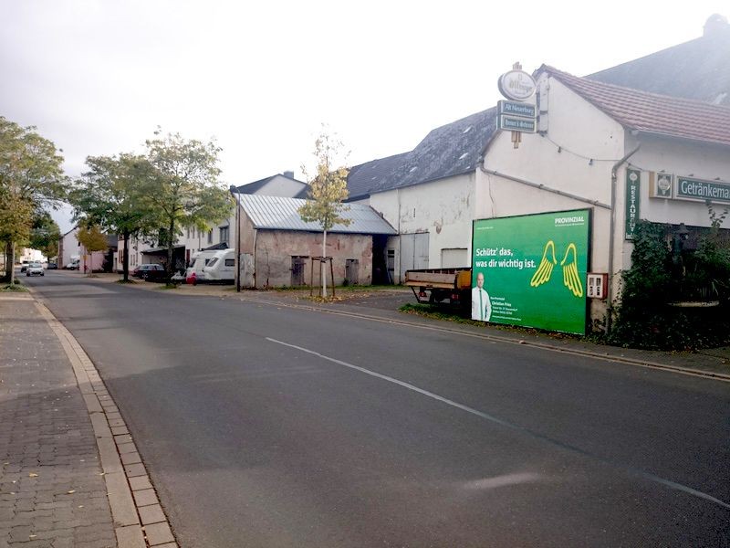 Eichenstr  32 (B 49)