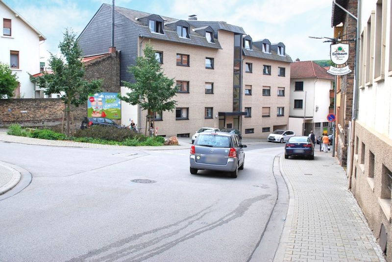 Schloßbergstr  28/Bienengarten