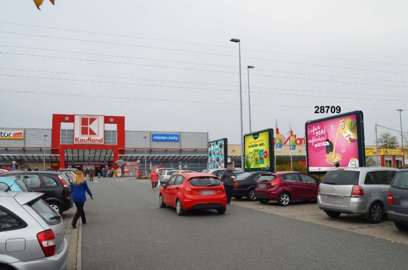 Am Bergsteig 1 Kaufland Eing.