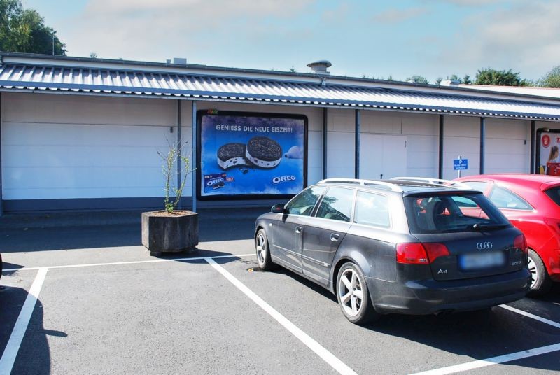 Samoborstr. 5 Rewe Center Hüter