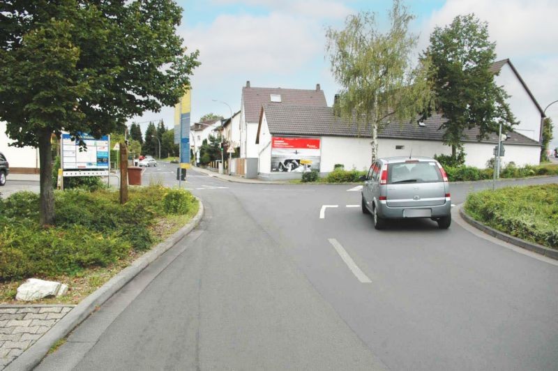 Oberdorfelder Str  14/Bischofsheimer Str