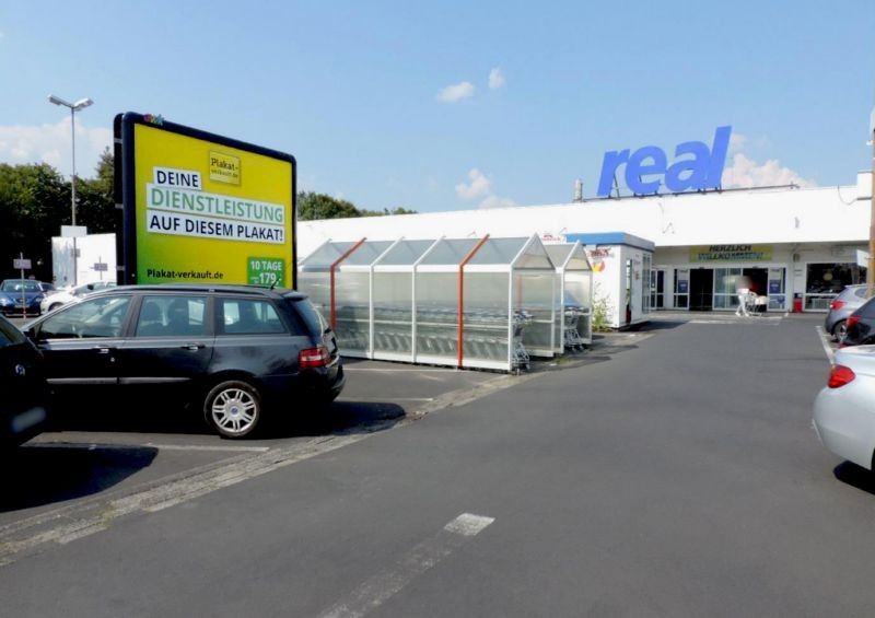 Industriestr. 11 Kaufland Eing.