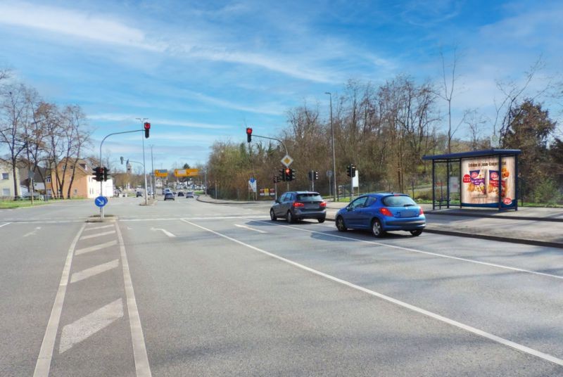 Rasselsteiner Str  14 gg/Theodor-Heuss-Str nh/Hst Landratsgarten
