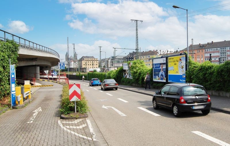 Karthäuser Str/Einfahrt Parkhaus Obere Löhr