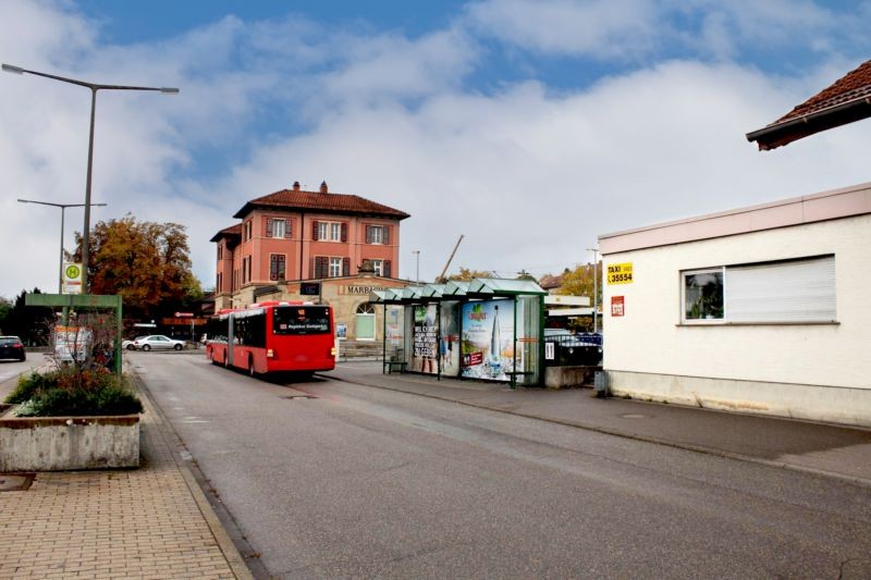 Bahnhofsvorplatz/Hst Bhf Marbach Bussteig 1