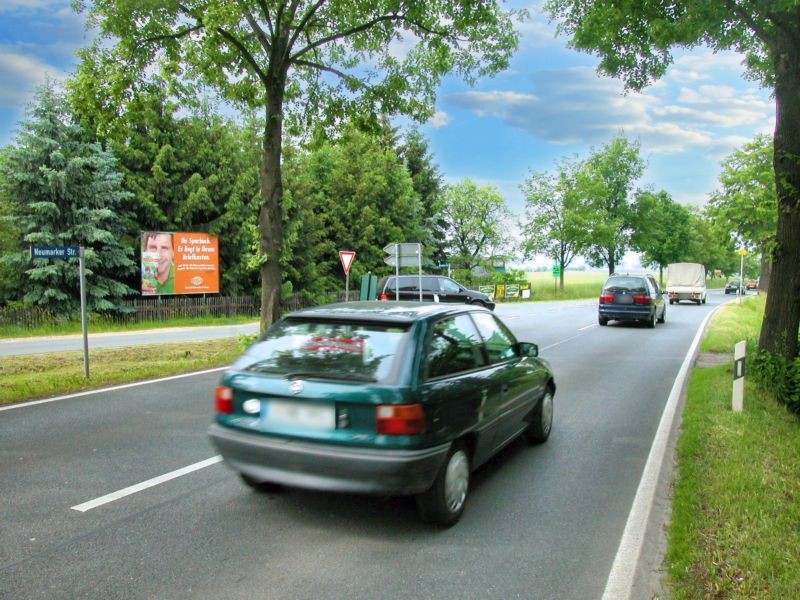 Zwickauer Str  42 (B 173)/Neumarker Str/-Schönfels