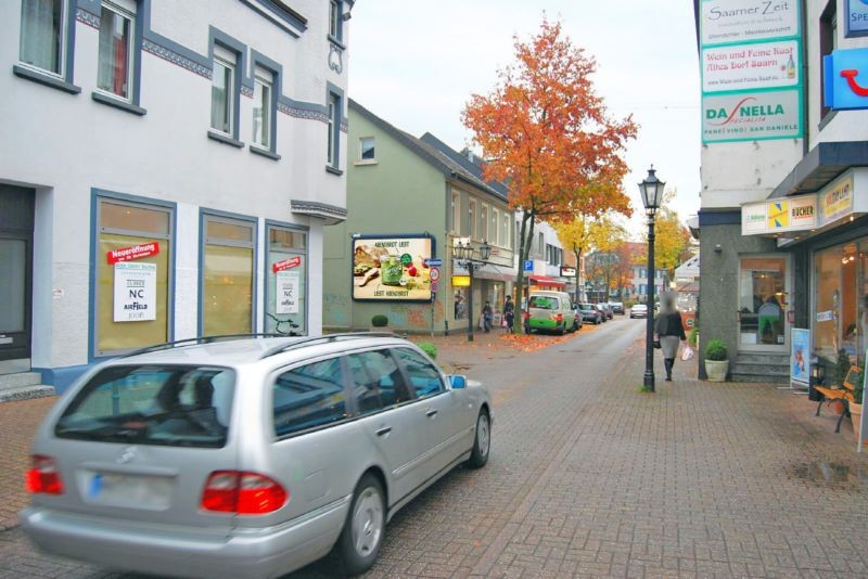 Düsseldorfer Str  32/Hennestr