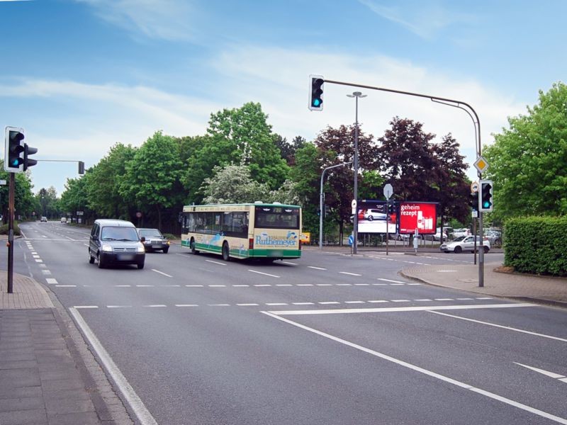 Lindberghstr/Theodor-Heuss-Str (B 229)