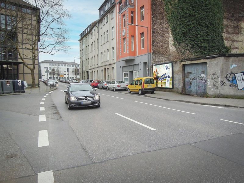 Claßenstr  21/Intzerstr