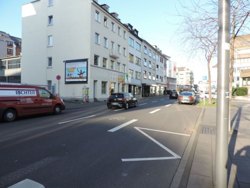 Bahnhofstr   8