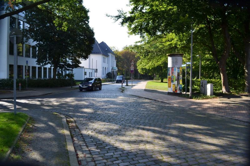 Max-Röer-Platz   1/Parkstr