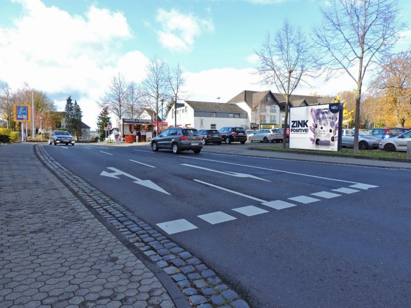 Am Markt   1 gg/Pantaleon-Schmitz-Platz