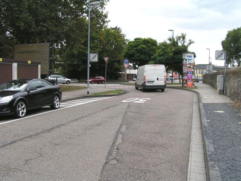 Am Schlosspark/Elfriede-Seppi-Str