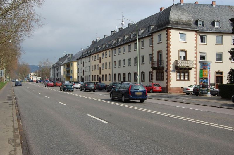 Töpferstr  92/Pacelliufer nh (B 49)