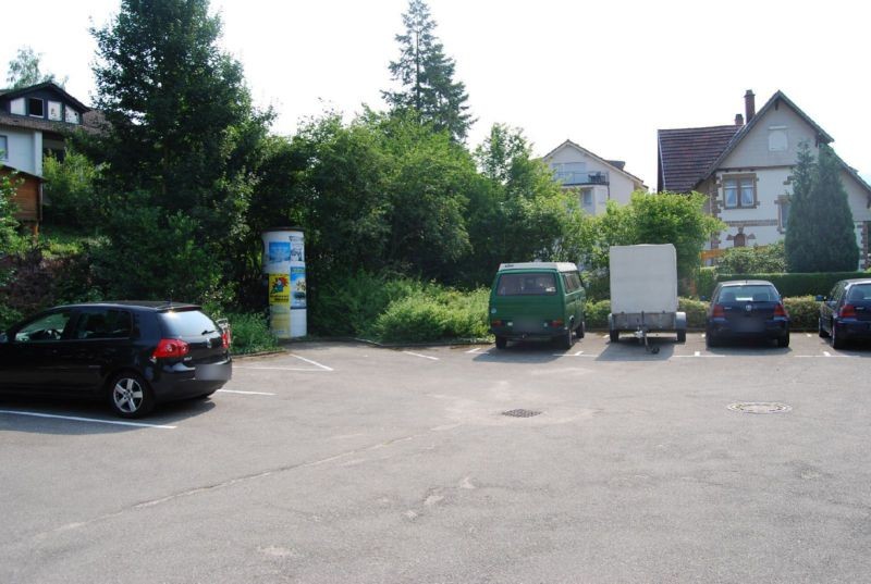 Hahnbachweg 2b nh/Parkplatz