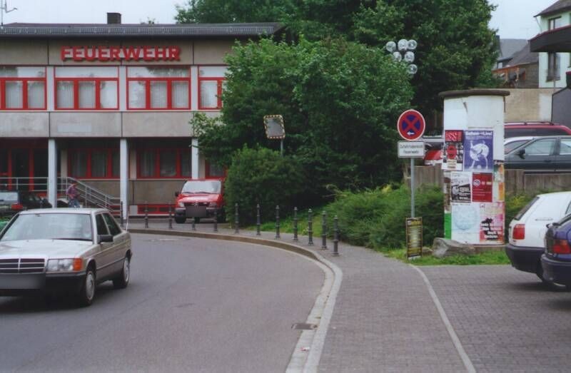 Heinrich-Meister-Str   3/Kirmesplatz gg