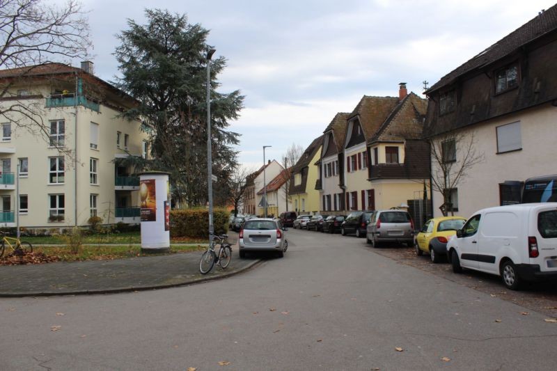 Friedrich-Ebert-Str/Am Bahnhof nh