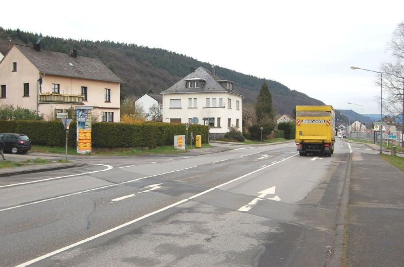 Am Knieberg   2 re/Ehranger Str