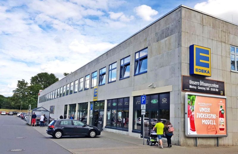 Hans-Ziegler-Str. 3 Edeka Langer Eing.