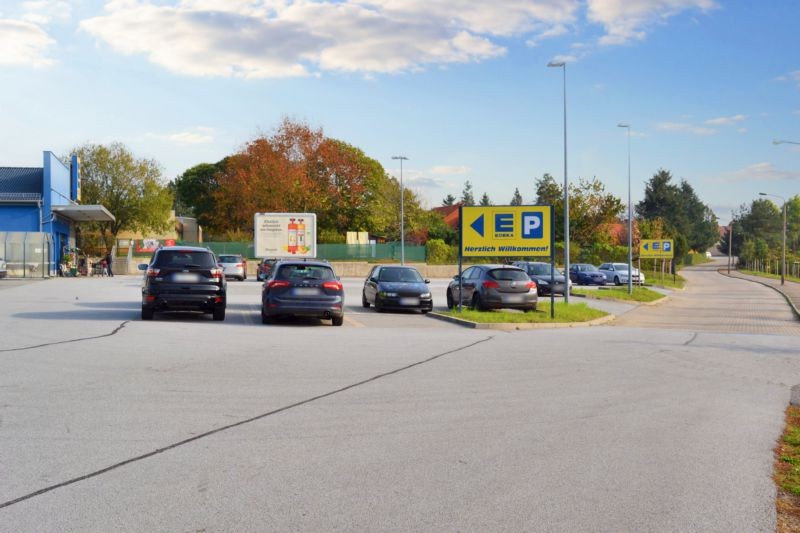 Kleine Bahnhofstr. 15 Edeka Varga Eing.